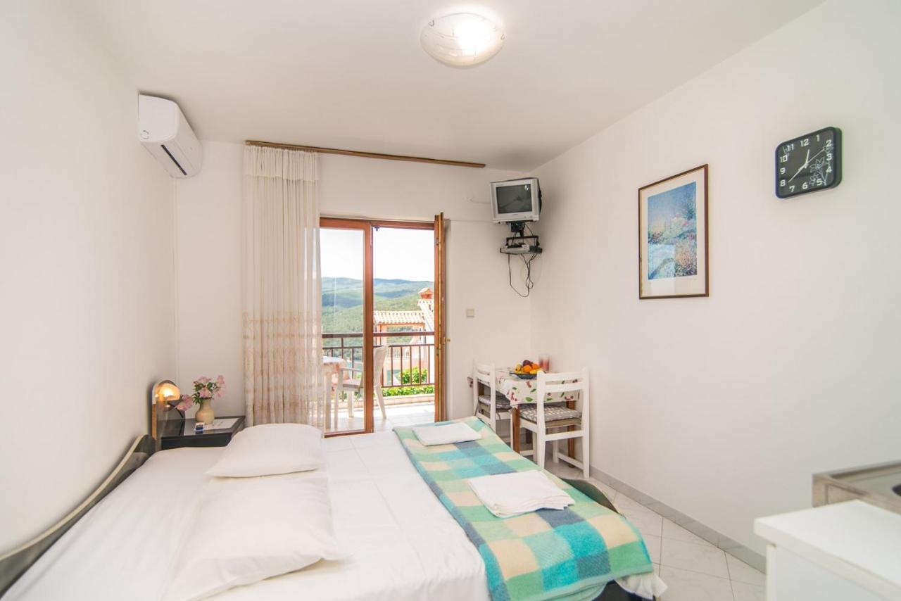 Apartments Pino Rabac Kültér fotó